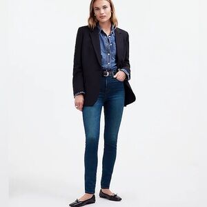 10" High-Rise Skinny Jeans 29P EUC